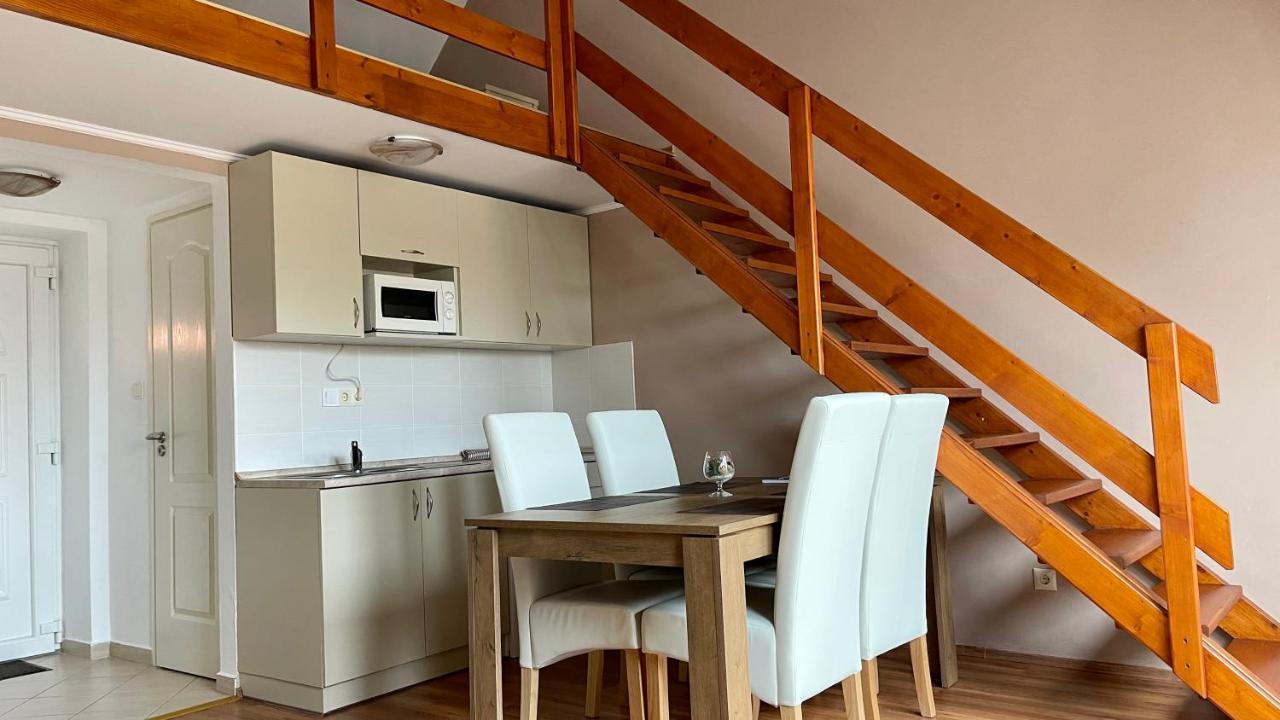 Gyula Var Premium Apartman Buitenkant foto