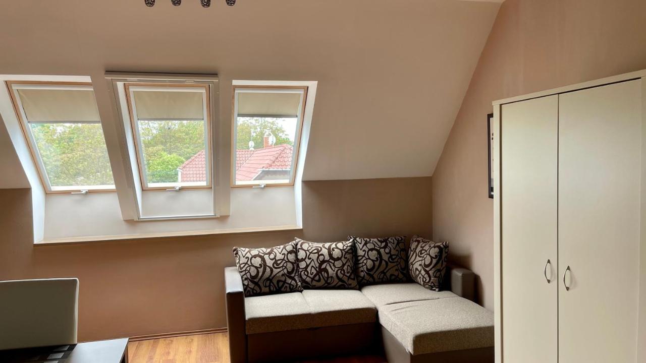 Gyula Var Premium Apartman Buitenkant foto